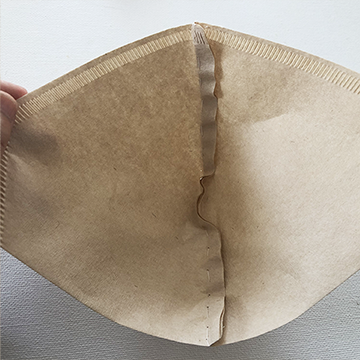 DIY How to make a coffee filter mask - Instruction 5)
